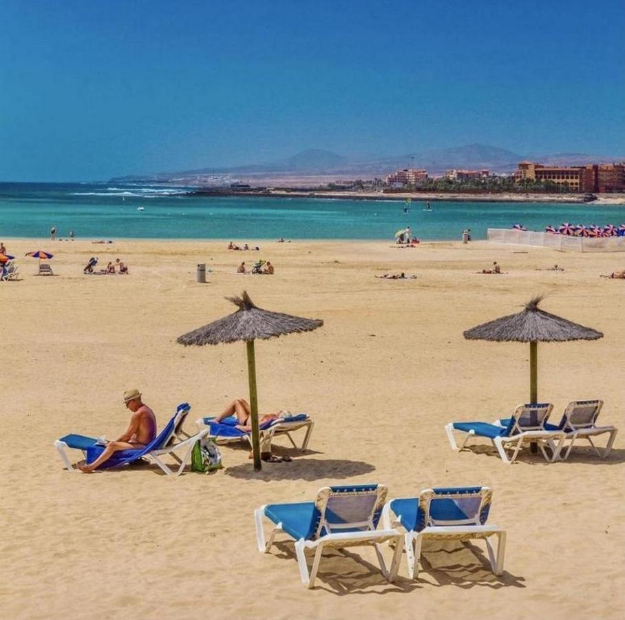 Green View Luxury Appartment In New Complex Pueblo Majorero Next To Golf Course 5 Min Walk From The Beach And Atlantico Shopping Centre In Caleta De Fuste Next To Cassino And Elba Sara Hotel 2 Bedrooms 2 Bathrooms Huge Terace! ภายนอก รูปภาพ