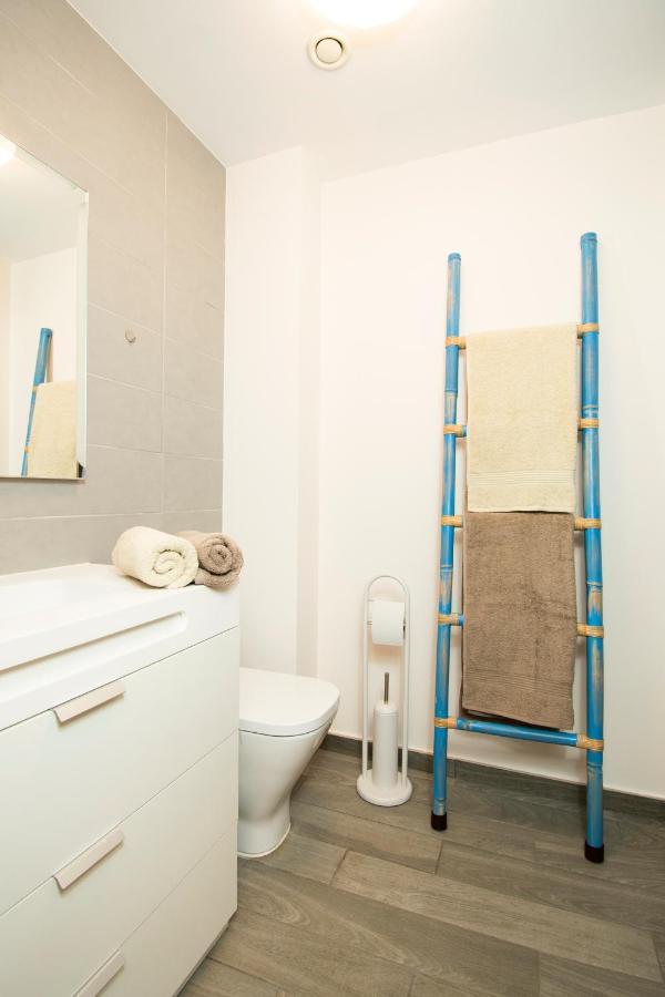 Green View Luxury Appartment In New Complex Pueblo Majorero Next To Golf Course 5 Min Walk From The Beach And Atlantico Shopping Centre In Caleta De Fuste Next To Cassino And Elba Sara Hotel 2 Bedrooms 2 Bathrooms Huge Terace! ภายนอก รูปภาพ